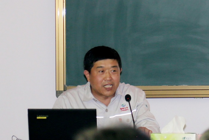 2019.05.24固根魂 聚正能 促发展——鲁泰化学开展党委书记讲廉政党课活动.jpg