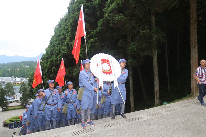 2019.7.15追寻红色足迹，传承革命精神3.JPG