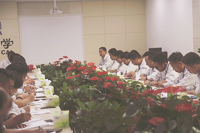 8.9鲁泰化学召开八月份安全例会 DOC 文档_副本.jpg