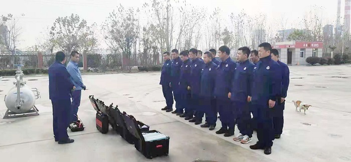 鲁泰化学应急救援中心持续加强队伍建设工作 (3).jpg