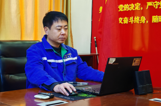优秀工会工作者 秦文