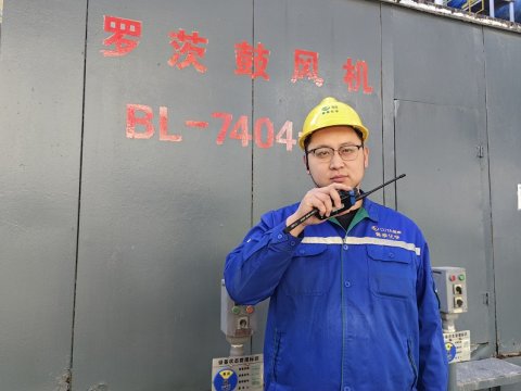 先进工作者 程文正