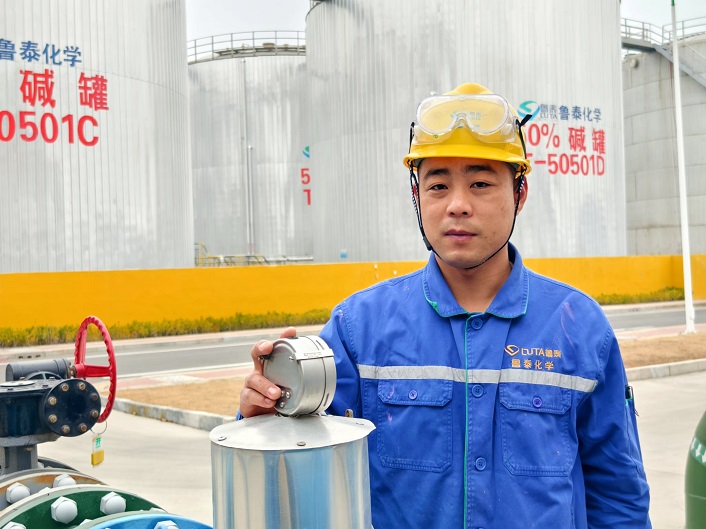 刘冲.jpg