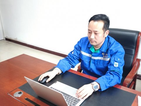 集团优秀工会工作者秦磊