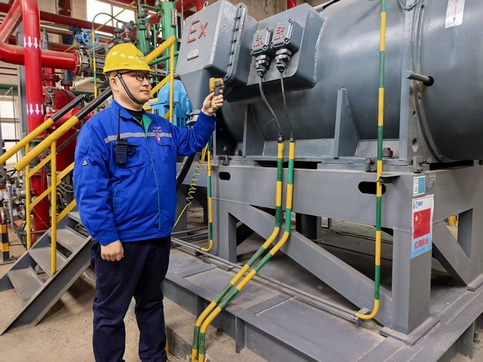 王国栋   聚氯乙烯车间聚合工段主管技术员.jpg